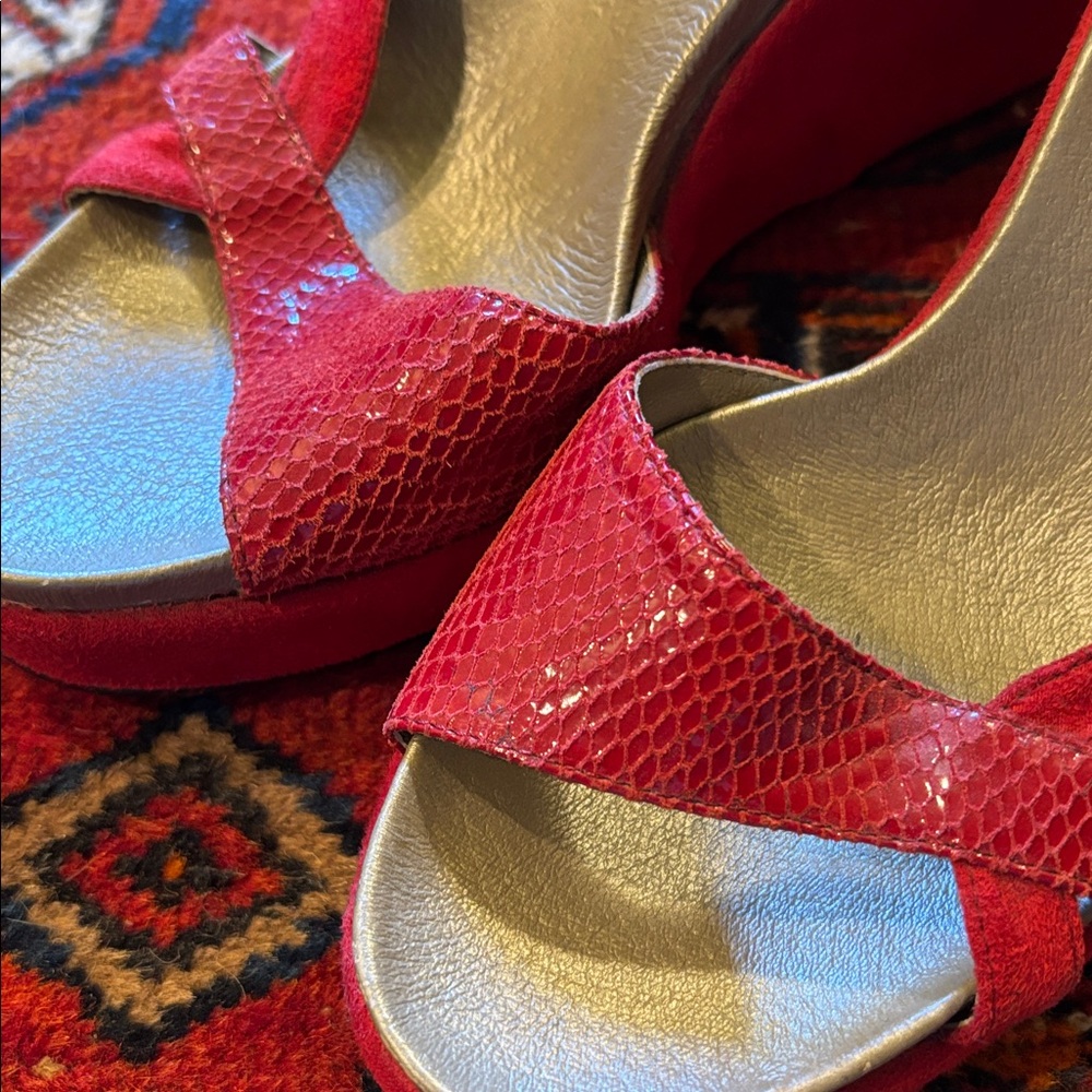 Red Platform Sandals - Picture 12 of 13